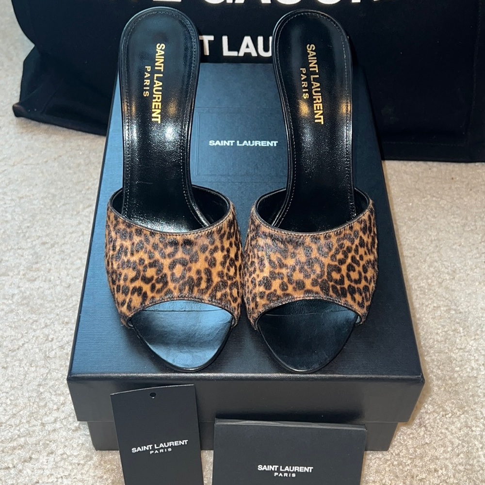 AUTHENTIC SAINT LAURENT Leopard Print Slip on Mules